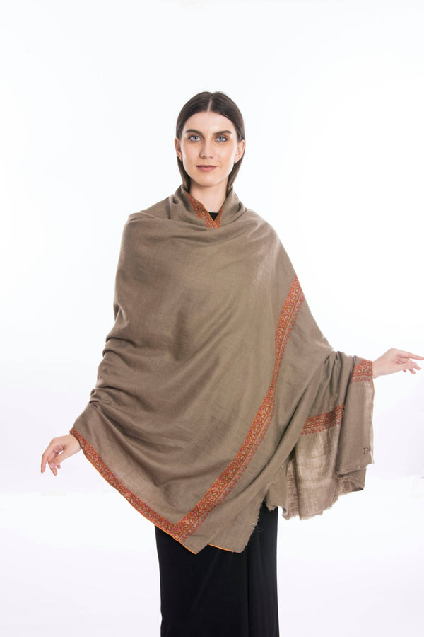 Sozni Dordar Hashiya Hand Embroidered Pashmina Shawl Natural